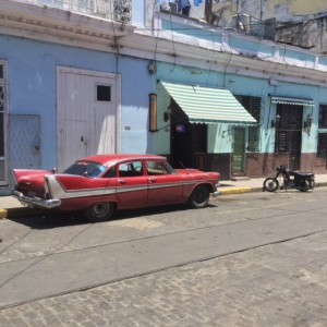 Quiet street in Cienfuegos